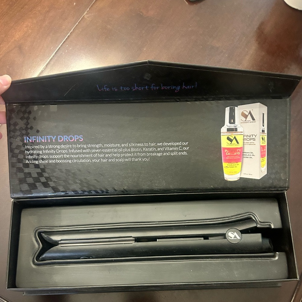 Straight Ahead Bionic Pro Ceramic flat iron